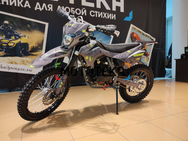 Мотоцикл кроссовый / эндуро BSE (БСЕ) Z3 V 21/18 Titan | Мототека Мотоцикл кроссовый / эндуро BSE (БСЕ) Z3 V 21/18 Titan | Мототека